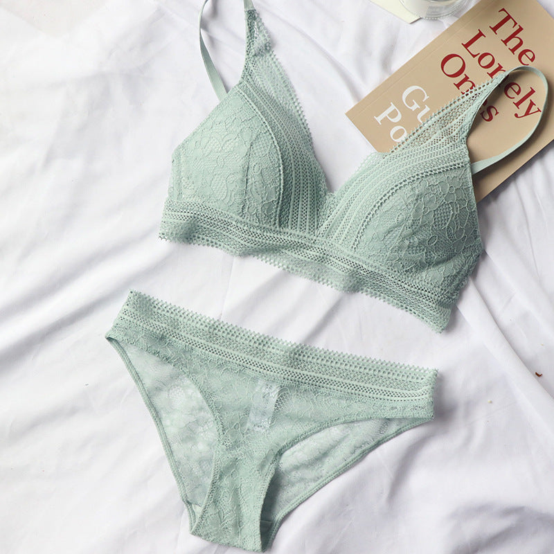 Mint green lace underwear women set with breathable, soft fabric and stylish lace details for everyday comfort and elegance.